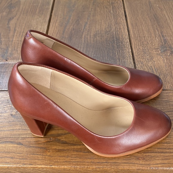 Clarks Kaylin Cara Heels size 8 M - Picture 5 of 9